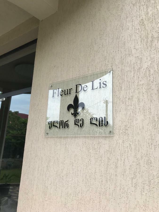 Hotel Fleur De Lis 고니오 외부 사진